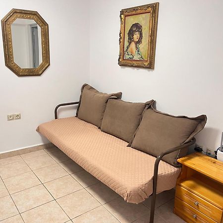 Avyssos Residents Aparthotel Kalamaki  Bagian luar foto