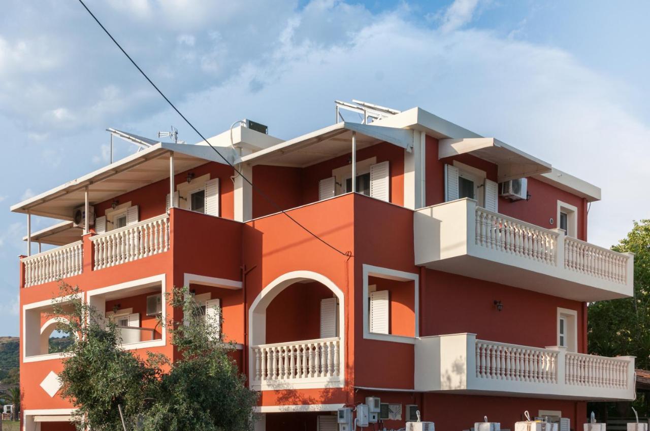 Avyssos Residents Aparthotel Kalamaki  Bagian luar foto